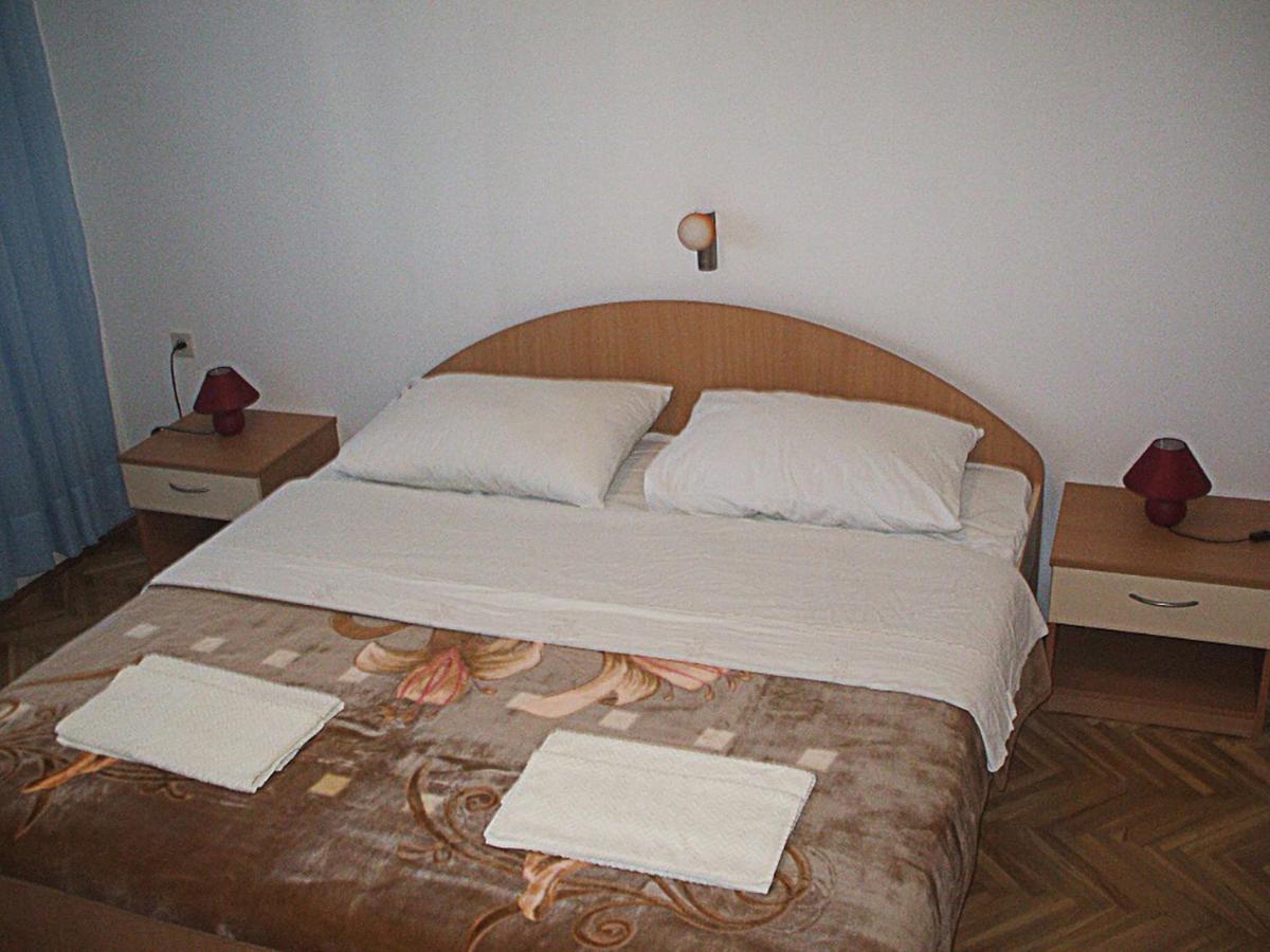 Apartments Piculjan Lopar Εξωτερικό φωτογραφία