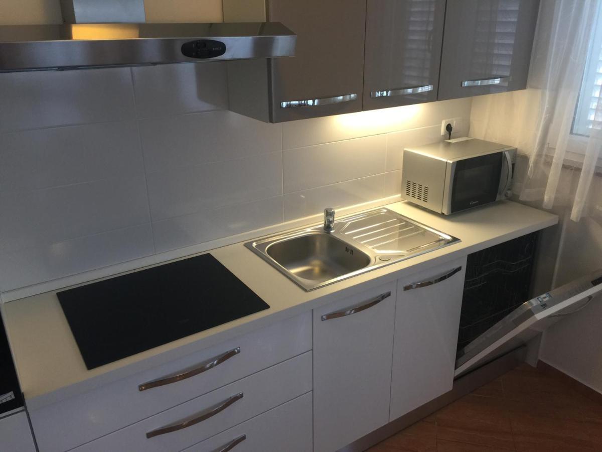 Apartments Piculjan Lopar Εξωτερικό φωτογραφία