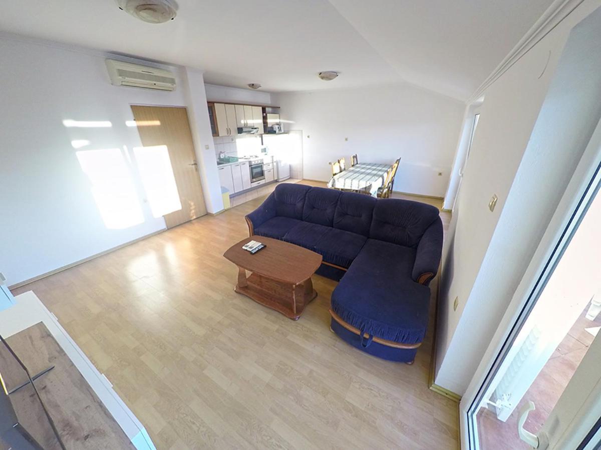 Apartments Piculjan Lopar Εξωτερικό φωτογραφία