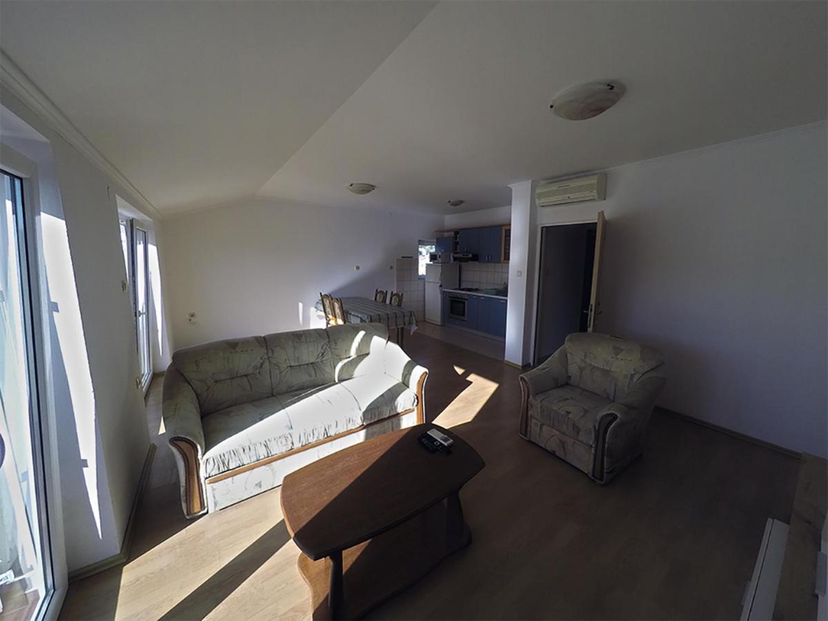 Apartments Piculjan Lopar Εξωτερικό φωτογραφία