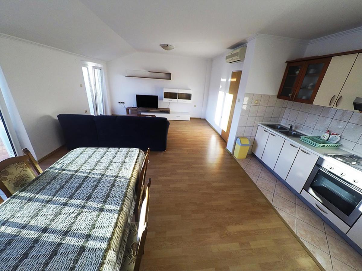 Apartments Piculjan Lopar Εξωτερικό φωτογραφία