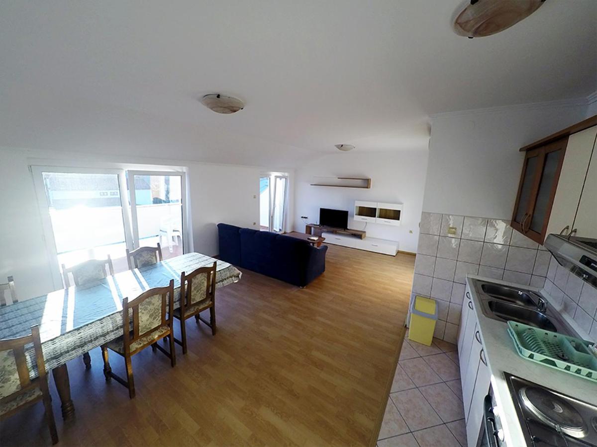 Apartments Piculjan Lopar Εξωτερικό φωτογραφία