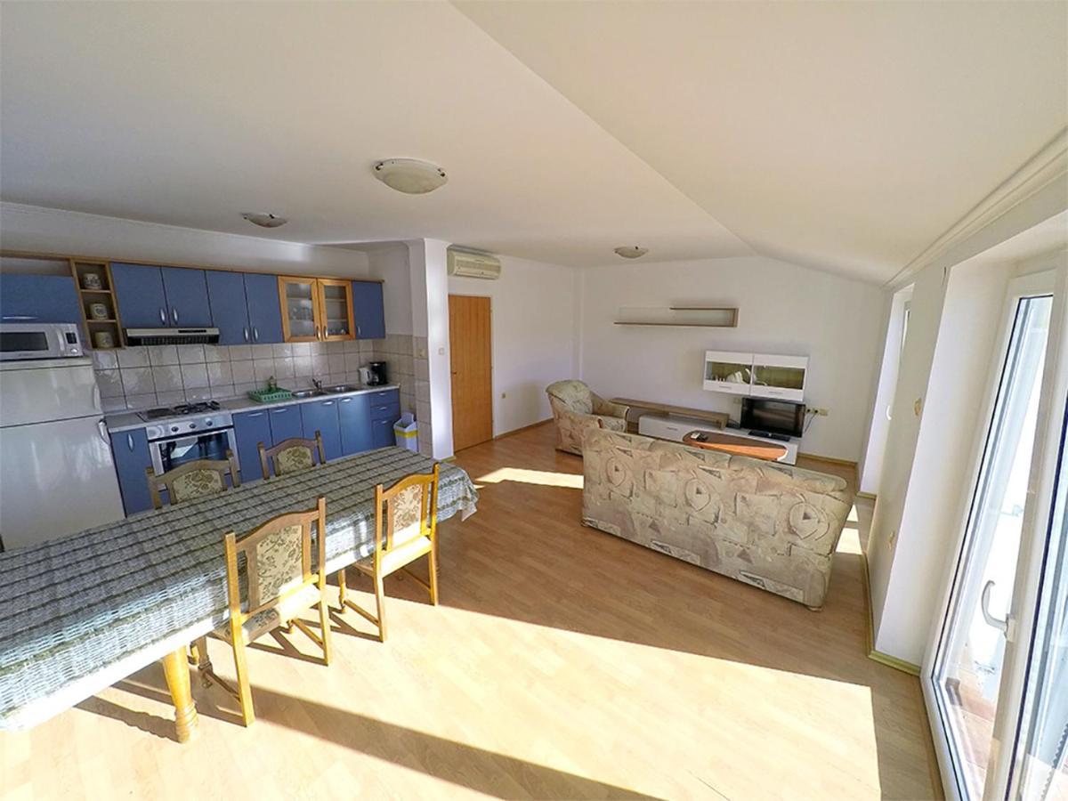 Apartments Piculjan Lopar Εξωτερικό φωτογραφία