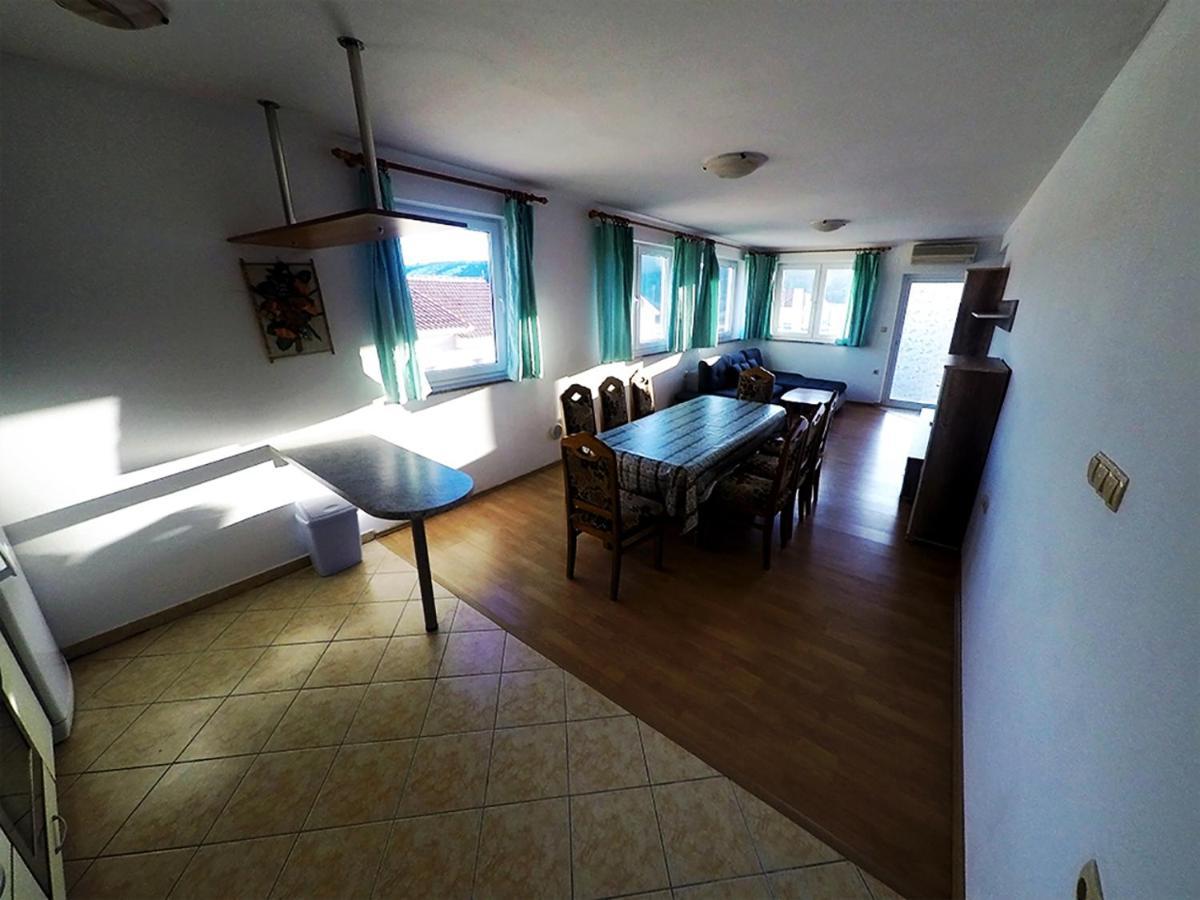 Apartments Piculjan Lopar Εξωτερικό φωτογραφία
