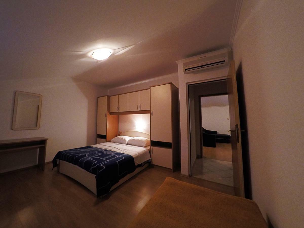 Apartments Piculjan Lopar Εξωτερικό φωτογραφία