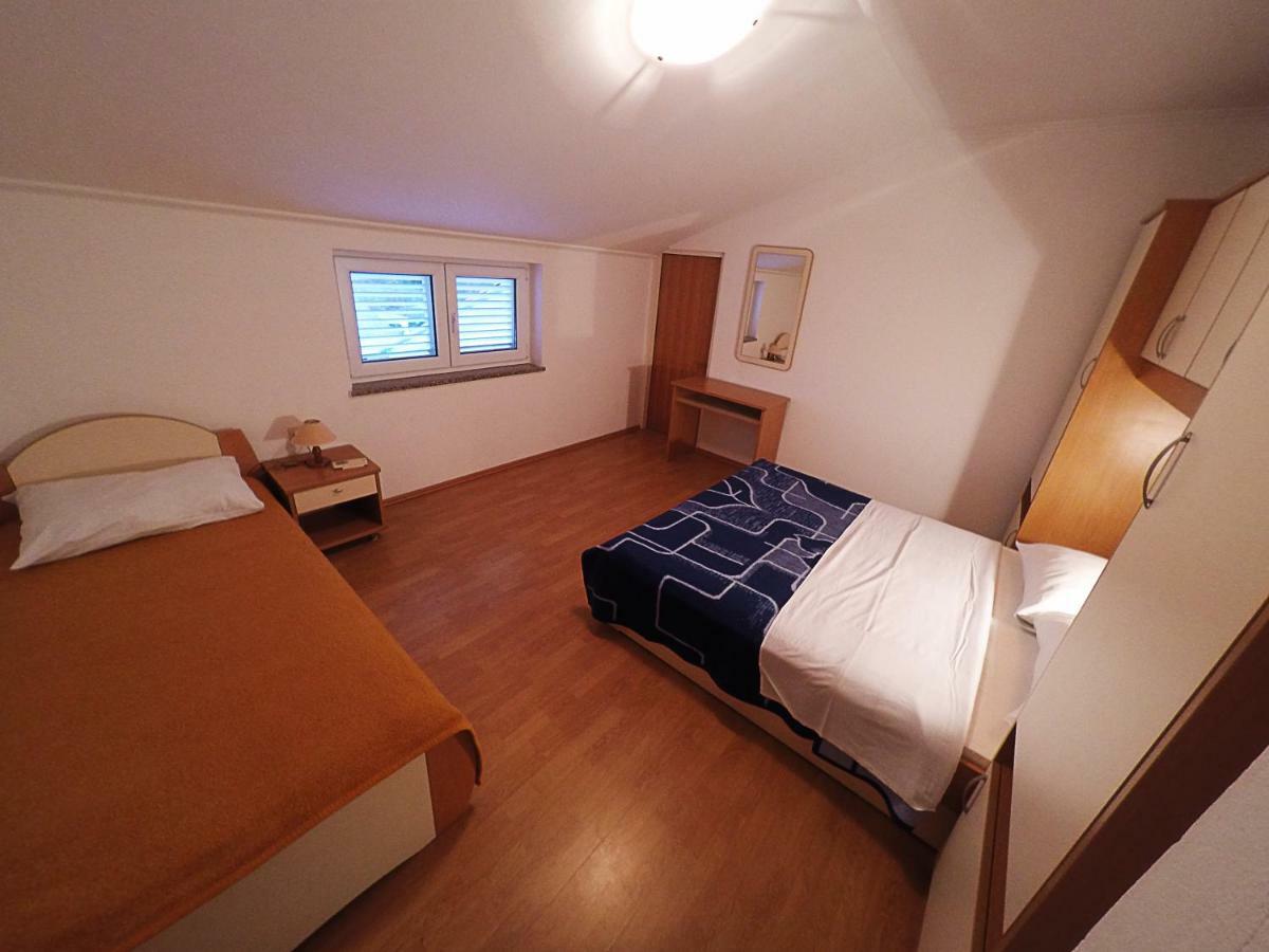 Apartments Piculjan Lopar Εξωτερικό φωτογραφία