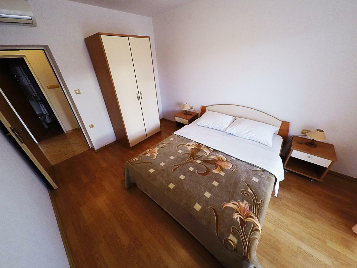 Apartments Piculjan Lopar Εξωτερικό φωτογραφία
