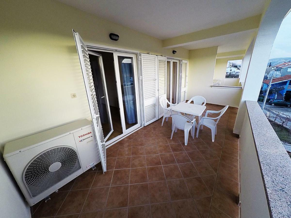 Apartments Piculjan Lopar Εξωτερικό φωτογραφία