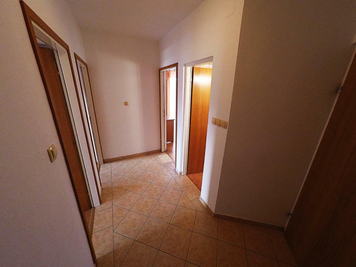 Apartments Piculjan Lopar Εξωτερικό φωτογραφία