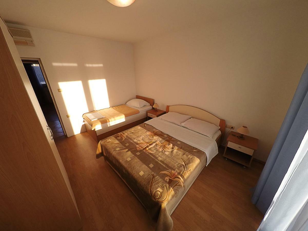 Apartments Piculjan Lopar Εξωτερικό φωτογραφία