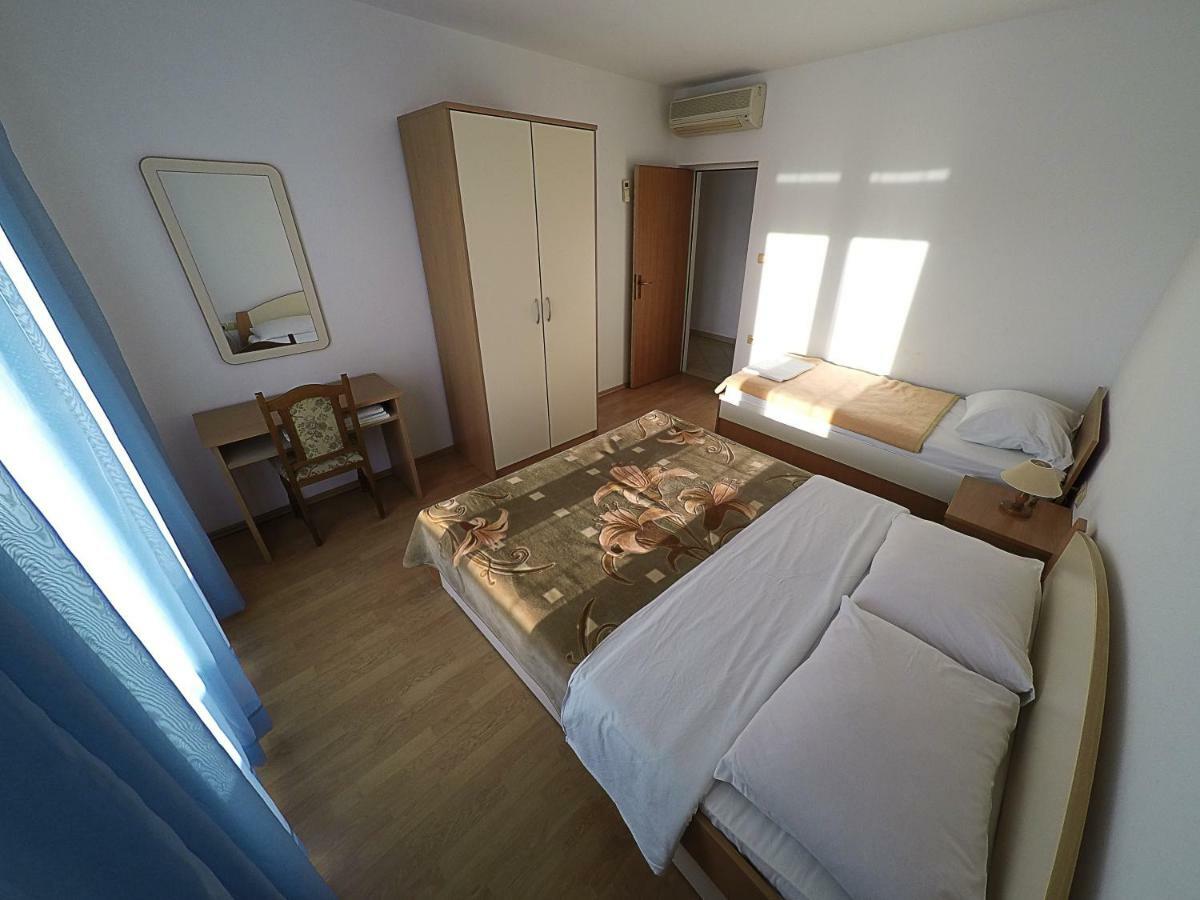 Apartments Piculjan Lopar Εξωτερικό φωτογραφία