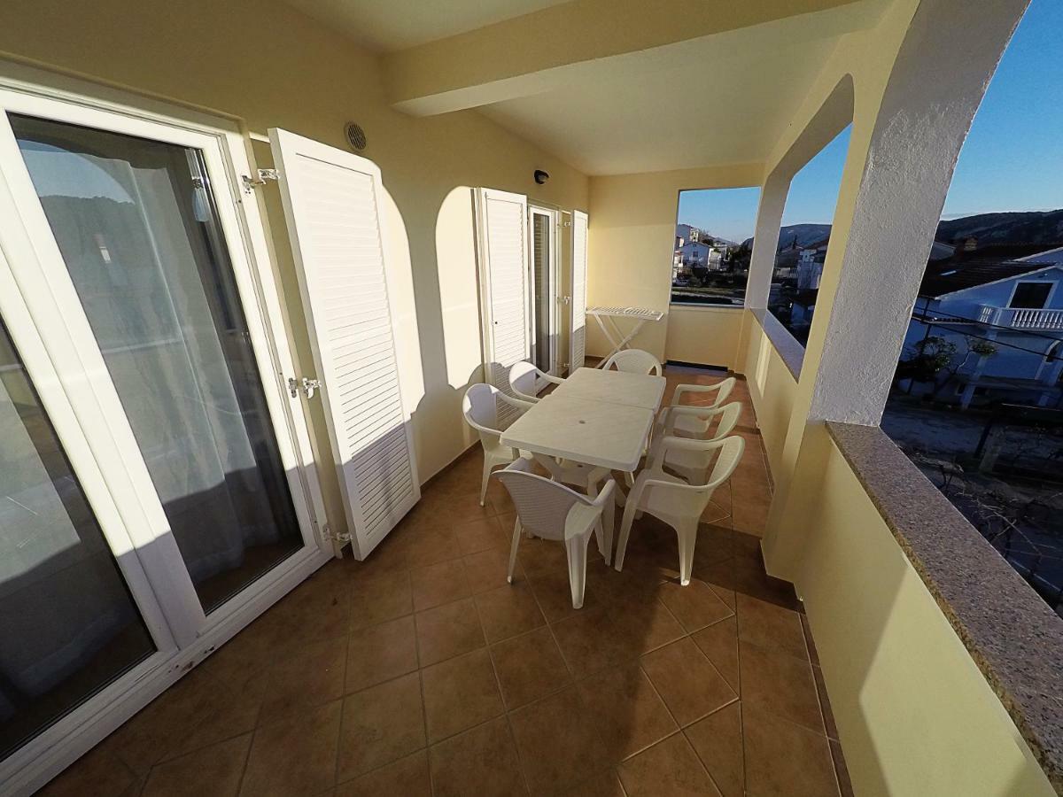 Apartments Piculjan Lopar Εξωτερικό φωτογραφία